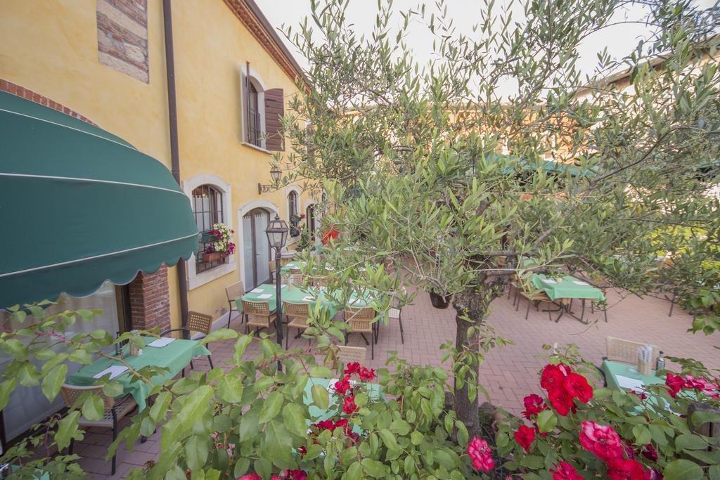 Hotel Antichi Cortili Dossobuono Zewnętrze zdjęcie