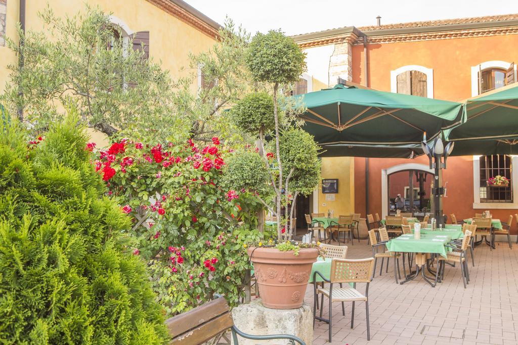 Hotel Antichi Cortili Dossobuono Zewnętrze zdjęcie
