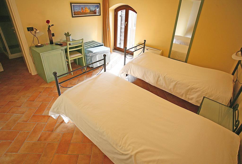 Hotel Antichi Cortili Dossobuono Zewnętrze zdjęcie