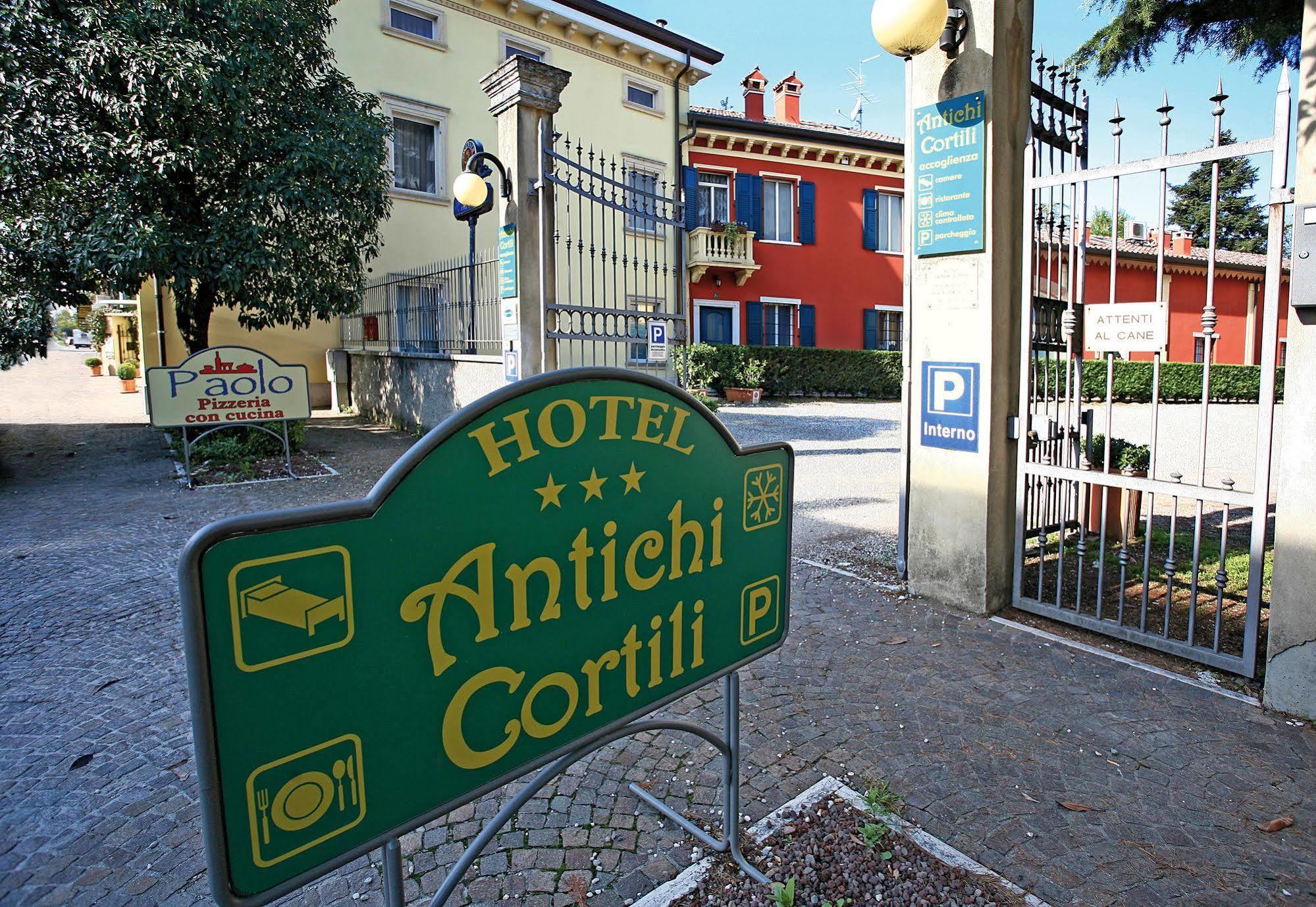 Hotel Antichi Cortili Dossobuono Zewnętrze zdjęcie